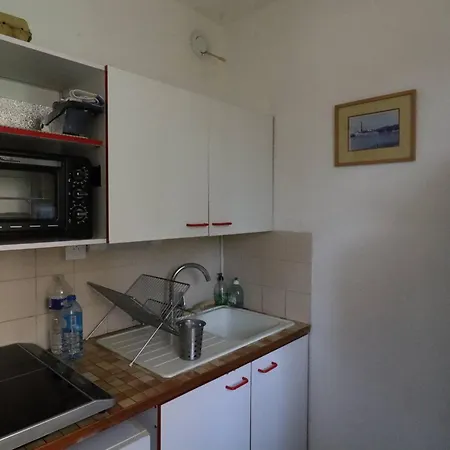 Cosy A Deux Pas De La Et Foret Avec Parking Securise - Fr-1-738-46 Saint-Georges-de-Didonne