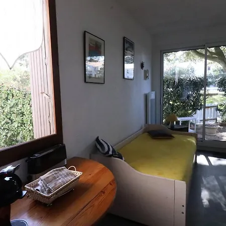 Cosy à Deux Pas De La Et Forêt Avec Parking Sécurisé - Fr-1-738-46 *
