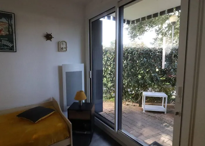 Cosy A Deux Pas De La Et Foret Avec Parking Securise - Fr-1-738-46 Apartmán *