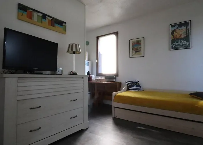 Apartmán Cosy A Deux Pas De La Et Foret Avec Parking Securise - Fr-1-738-46